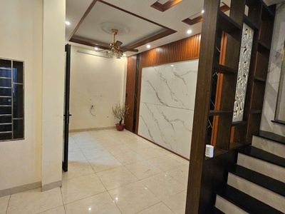 Cho thuê nhà làm vp, kd, ở gđ, nhóm phố thanh lân  1 nhà ra phố  5 tầng, 45m2, 12 triệu 2