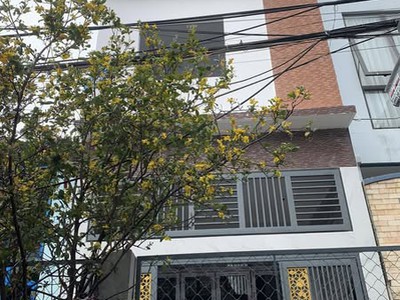 Chính chủ mình cần bán nhà 2 mê rưỡi 215/24 Hà Huy Tập 0