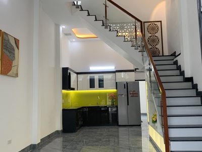Chính chủ mình cần bán nhà 2 mê rưỡi 215/24 Hà Huy Tập 2