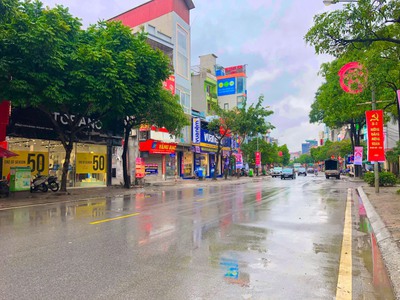 Bán đất Ngô Xuân Quảng, 2 mặt thoáng trước sau, DT 60m2 giá chỉ hơn 5 tỷ. LH: 0379.483.926 0