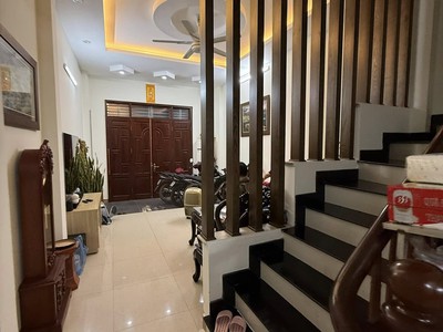 Bán gấp nhà định công hạ - 53m2 x 4t - mt 4m - 4.95 tỷ - ô tô dừng đỗ ngày đêm 24/7 1