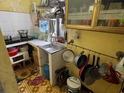 Bán nhà mặt ngõ thông võ thị sáu - 33m2 x 3t  mt 5.6m - 6.1 tỷ - ô tô dừng đỗ ngày đêm 4