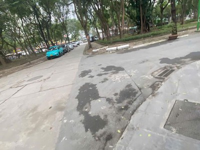 Cần tiền bán gấp biệt thự pháp vân, 358m2, mặt phố, giá bán khoảng 150 triệu/m2 0