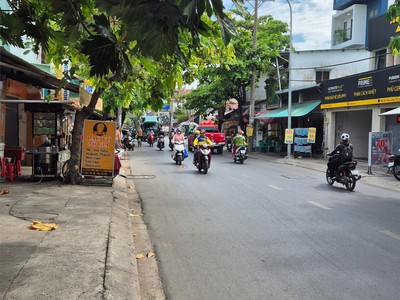 Bán 655m2  mt nơ trang long, quận bình thạnh, vt siêu đẹp xây tòa nhà 1