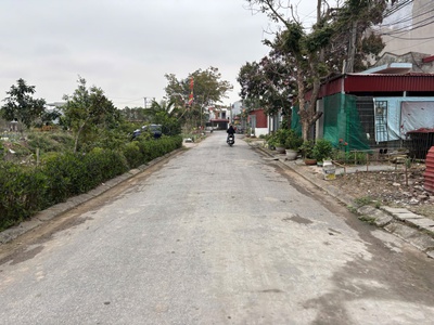 Bán đất đường nhựa 5m tại Cát Vũ   Tràng Cát giá chỉ 1 Tỷ454tr oto đỗ cửa. 2