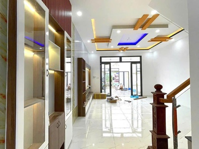 Gấp.sos.1 căn nhà vừa ở vừa kinh doanh. cách phố xã đàn 5m. cực hiếm 30m2 8 tỷ 0