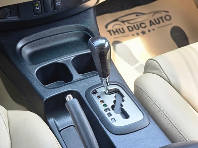 Bán xe Toyota Fortuner TRD 2016, số tự động, máy xăng 2.7V, màu trắng. 14