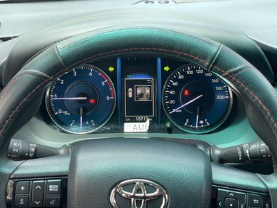 Bán xe Toyota Fortuner 2023 2.4G 4x2 MT dầu, màu đồng. 13
