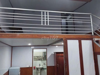 Chính chủ cho thuê nhà riêng cấp 4 có gác xép tại âu cơ, tây hồ. giá 6tr có thương lượng 1
