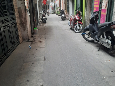 Đất hiếm đẹp Lạc Long Quân 50m2 mặt tiền 4m nhỉnh 6 tỷ ngõ thoáng 1