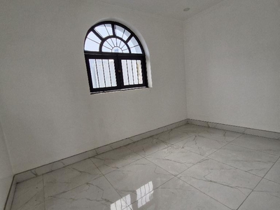 Bán nhà mặt tiền thạnh mỹ lợi, q2   210m2 ngang 8m, 3 tầng  giá 20 tỷ tl 4