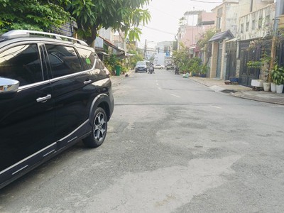 Bán nhà mặt phố trịnh hoài đức, q.9, 95m , 4 tầng, 7.5 tỷ, sổ hồng 4