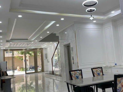 Cần bán nhanh căn shophouse regal pavillon 5 tầng- thang máy đường hóa sơn 10, hải châu, dòng tiền 0