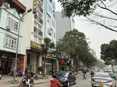 Bán đất mặt phố trung tâm thanh xuân, dt 200m2, m.tiền 9m, căn góc, giá đầu tư 2