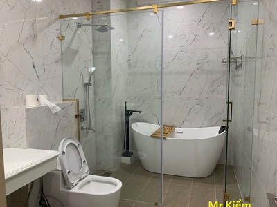 Cần bán nhanh căn shophouse regal pavillon 5 tầng- thang máy đường hóa sơn 10, hải châu, dòng tiền 4