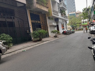 Cho thuê nhà ngõ 88 phố Trung Kính, Dt 80m2 x 4 tầng, mặt tiền 5m, ngõ rộng xe tải đi vào 0