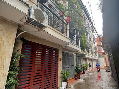 Siêu phẩm ngõ 366 ngọc thuỵ - lb , 35,m mt 3m.4 tầng  .4pn 2wc.ngõ ô tô .6 tỷ 0