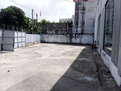 Cho thuê kho 2.000m  tại dĩ an, bình dương - pccc tự động giá thuê: 160 triệu/tháng iên hệ ngay: 0