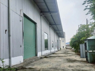 Cho thuê kho 2.000m  tại dĩ an, bình dương - pccc tự động giá thuê: 160 triệu/tháng iên hệ ngay: 2