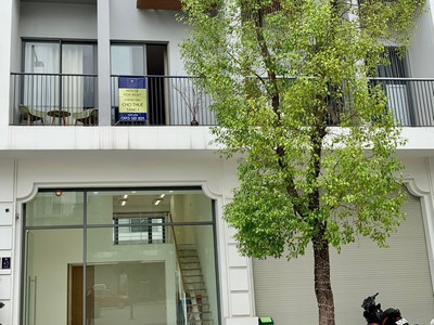 Chính chủ cho thuê lâu dài tầng 1 shophouse  tại the manor central park 0