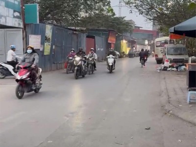 Cho thuê mb 100-200-300-400m mặt phố lĩnh nam vĩnh hưng phù hợp kinh doanh nhiều mặt hàng, khu đông 2