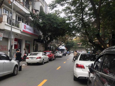 Bán nhà ngã 5 phố nhà hoả, bát đàn, đường thành, phùng hưng 65m mặt tiền gần 5m đang cho thuê dòng 0