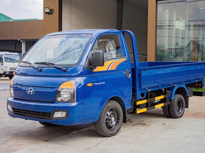 Xe tải Hyundai H150 1,5 Tấn thùng lững 0