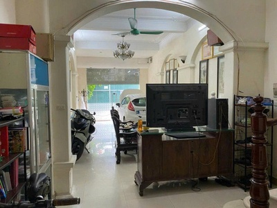 Cho thuê nhà riêng, khu phân lô, ô tô tránh Lạc Trung, Hai Bà Trưng 50m x 4 tầng giá 19tr 0