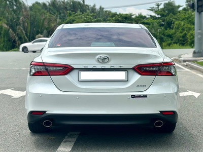 Bán xe Toyota Camry 2.5Q 2022, màu trắng. 1