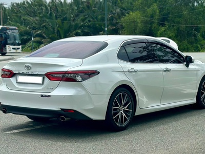 Bán xe Toyota Camry 2.5Q 2022, màu trắng. 3