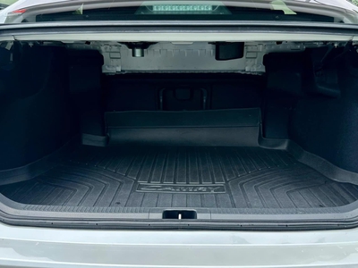 Bán xe Toyota Camry 2.5Q 2022, màu trắng. 11