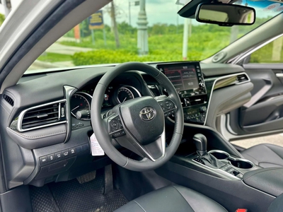 Bán xe Toyota Camry 2.5Q 2022, màu trắng. 19