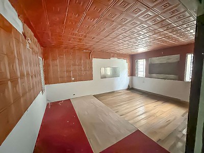 Bán nhà gia thụy long biên diện tích rộng 126m mặt tiền: 7m 19 tỷ ngõ thông oto 7 chỗ vào 2