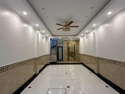Hạ 2 tỷ -bán nhanh trong tháng-7 tầng-thang máy-siêu phẩm nhà đẹp full nội thất 0