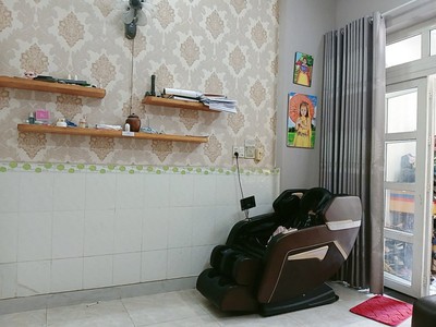 Bán nhà mặt phố q.9, 64m2, 2 tầng, 3.8 tỷ, sổ hồng 2