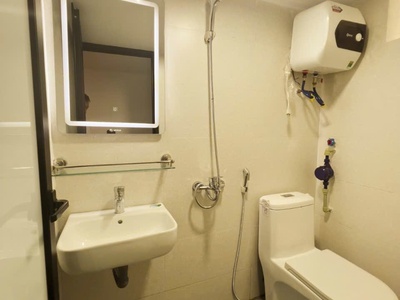 Bán nhà giáp bát, hoàng mai,70 m2 , 6 tầng, mặt tiền 4,2 m, giá 14,5 tỷ, 0