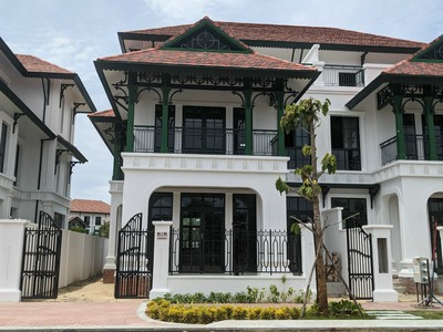 Em có căn liền kề vip kế xen khe trục c5-sun urban city. giá cực mềm cho anh chị đầu tư chỉ 5,xx tỷ 2
