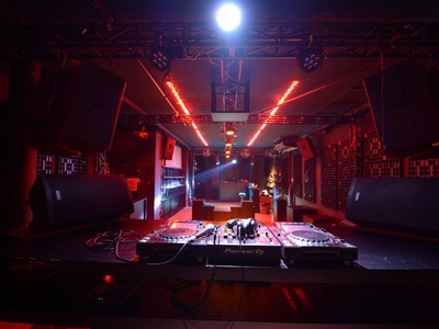 Sang cơ sở nhà hàng hẻm 214 điện biên phủ, p. 17, q. bình thạnh 0