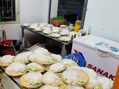 Chính chủ sang nhượng mbkd mô hình quán ăn khu lạc long quân, tây hồ đối diện lotte 3