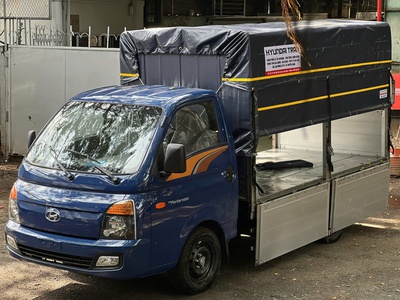 Xe tải HYUNDAI H150 Thùng mui bạt 3m6 Tải 1.5 tấn 3