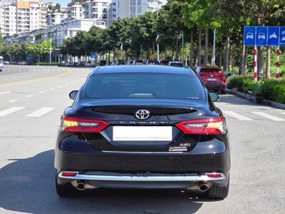 Bán xe Toyota Camry 2023 2.5Q màu đen. 1