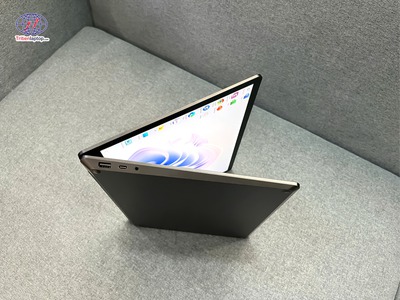 Surface Laptop 6 13.5 inch Intel Core Ultra 7 165H/RAM 32GB/SSD 1TB Like New 2