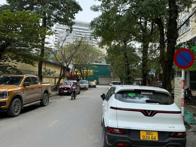 Bán gấp đất khu vip khu ngoại giao đoàn mặt đường to như phố ô tô tránh giá đầu tư 3