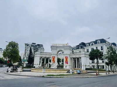 Định cư úc cần bán lô góc shophouse liền kề louis city 3 đại mỗ, 240m, 5 tầng, 2 thoáng trước sau, 1