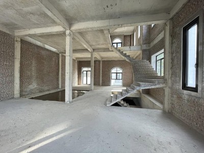 Chính chủ bán lô góc shophouse liền kề louis city 3 đại mỗ, 240m, 5 tầng, 2 thoáng trước sau, vỉa 2