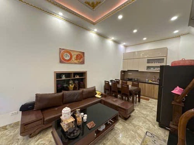 Nhà phân lô tập thể nhà hát chèo doãn kế thiện, lô góc, ô tô đỗ cửa 4