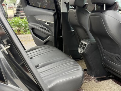Bán xe Peugeot 3008 2019, số tự động 1.6L, màu đen. 10