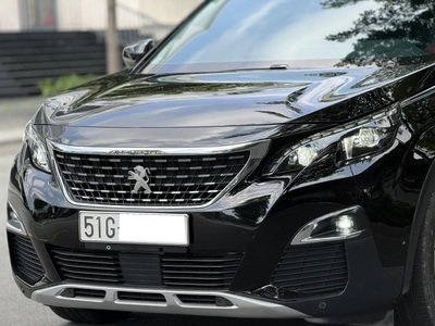 Bán xe Peugeot 3008 2019, số tự động 1.6L, màu đen. 4