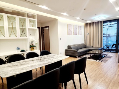 Cho thuê Vinhomes Metropolis, Liễu Giai, Ba Đình, Hà Nội. 148 m . 4