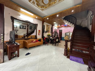 Bán nhà mặt phố cự lộc   hàng xóm royal city   2 thoáng   oto dừng đỗ - 5.2m mt - 60m2   17 tỷ 3